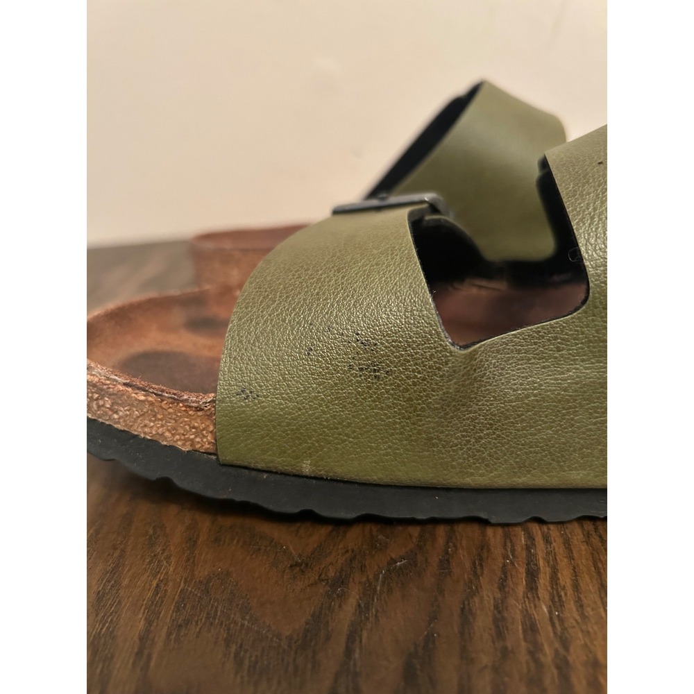 Birkenstock Arizona Sandals featuring two straps Olive Green Women's 9 Men's 7 - Picture 8 of 15